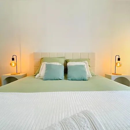 La Du Palais - Cozy - Netflix Apartman Fontainebleau