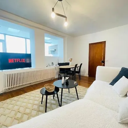 La Du Palais - Cozy - Netflix