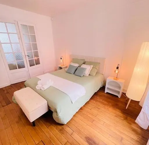 La Du Palais - Cozy - Netflix